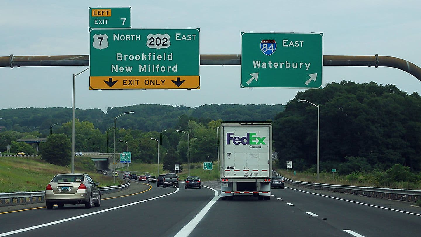 Interstate 84 eastbound at Exit 7 in Danbury, Connecticut